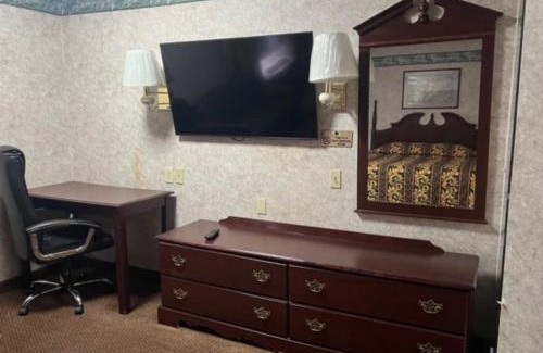 New Castle Hotel | Garden Inn