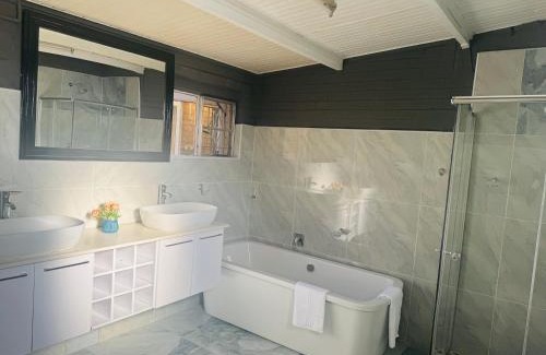 Vanderbijlpark House | Garden nest guests house