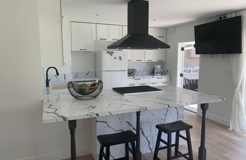 Carlsbad House | Garden, Ocean-Views, Dog Friendly, A/C.