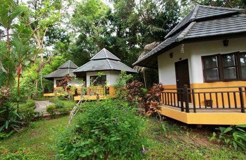Ko Chang Resort | Garden of Joy