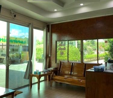 Phetchabun Hotel | Garden Place