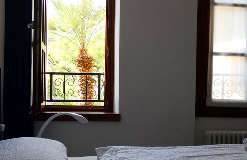 Riva del Garda Condo | Garden Pool Residence Villa degli Aranci-Trilocale Deluxe-100 from the beach
