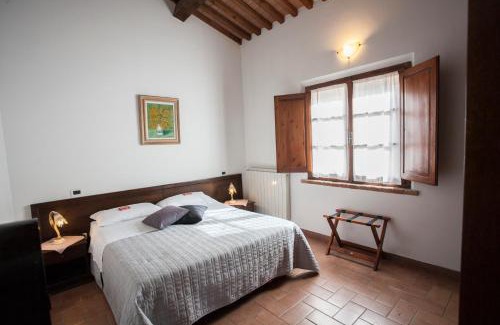 Montescudaio Apartment | Garden Relais Le Fontanelle