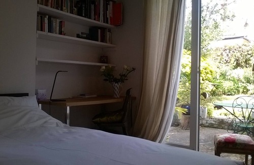 Brent House | Garden room near Portobello