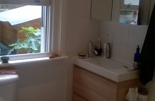 Brent House | Garden room near Portobello