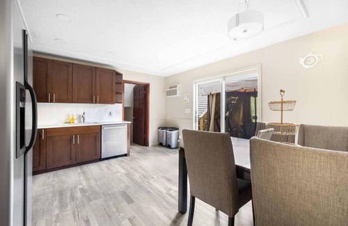 Tobyhanna Villa | Garden View Home