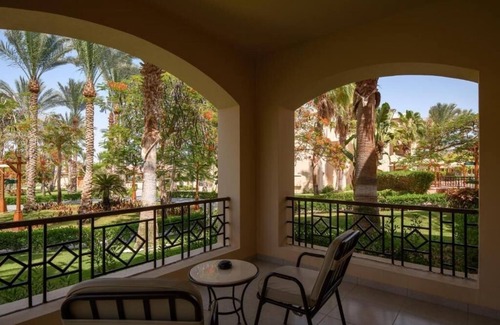 Sharm El Sheikh Resort | Garden View Room – Steps from Nubian Beach & Tranquil Waters