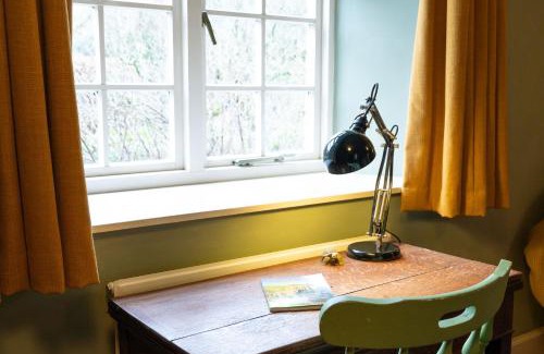 Sandyhills House | Gardeners Cottage