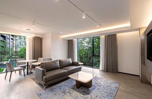 Bangkok Central Business District Hotel | Gardina Asoke Hotel & Residence