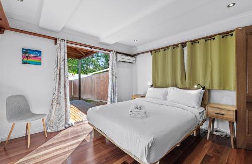 West End Apartment | Gargoyle House - Spacious West End Home with Yard