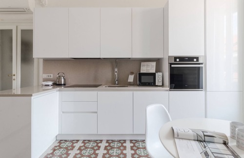 Isola Apartment | Garigliano 7 - One Bedroom Apartment, Sleeps 3