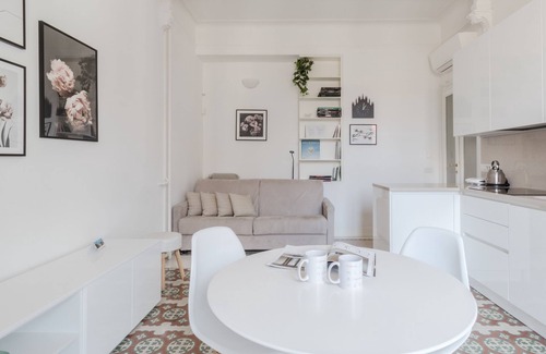 Isola Apartment | Garigliano 7 - One Bedroom Apartment, Sleeps 3