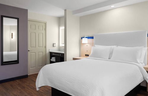 Aiken Hotel | Garner Hotel Aiken South by IHG