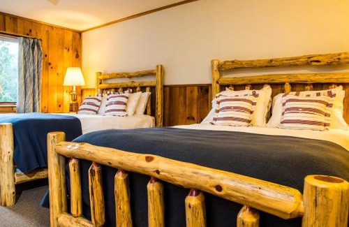 North River Resort | Garnet Hill Lodge