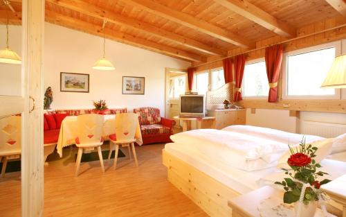 Selva di Val Gardena Hotel | Garni B&B Schenk