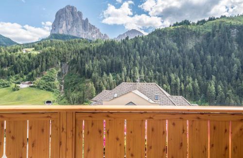Santa Cristina Val Gardena Apartment | Garni Hotel Gardena App Dolomites 3