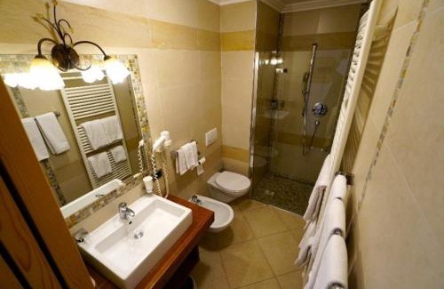 Selva di Val Gardena Hotel | Garni Hotel and Apartments Wildbach