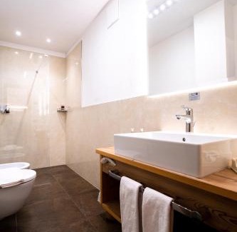 Selva di Val Gardena Hotel | Garni Hotel and Apartments Wildbach