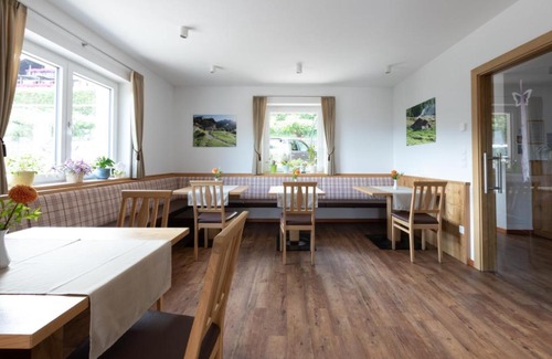 Tirolo House | Garni Pircher