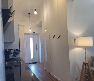 Horta Apartment | Garrett