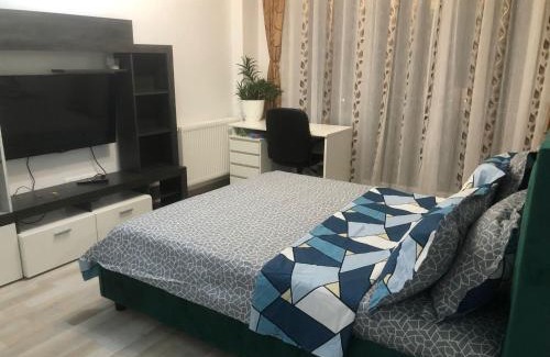 Tractorul Apartment | Garsoniera - Zona Coresii