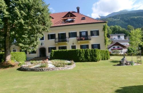 Dellach im Drautal Apartment | Garten- & Loggia-Appartement HERRENHAUS