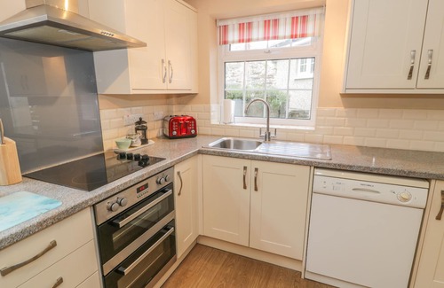 Porthmadog Cottage | GARTH CRAIG, family friendly, character holiday cottage in Porthmadog