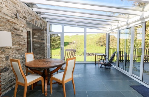 Porthmadog Cottage | GARTH MORTHIN THE STABLES, pet friendly, with open fire in Porthmadog