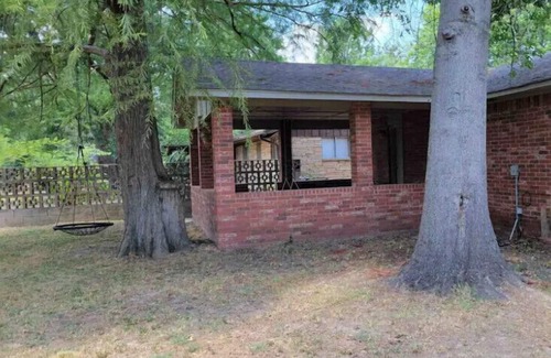 Pryor House | Gary & Jo's Place