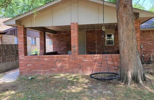 Pryor House | Gary & Jo's Place