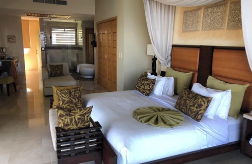 South Shore Hotel Area Resort | Garza Blanca Preserve: Three Bedroom Mountain Panorama Suite