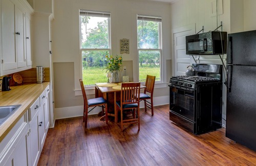 Bellville House | Gas Grill & Private Yard: Home in Bellville