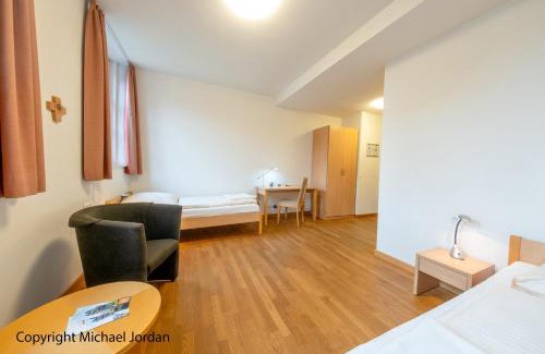 Maria Laach Hotel | Gastflügel der Abtei Maria Laach