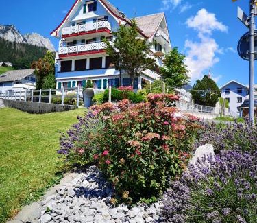 Wildhaus Bed & Breakfast | Gasthaus Friedegg