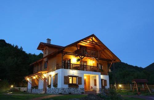Borlova House | Gasthaus Maria