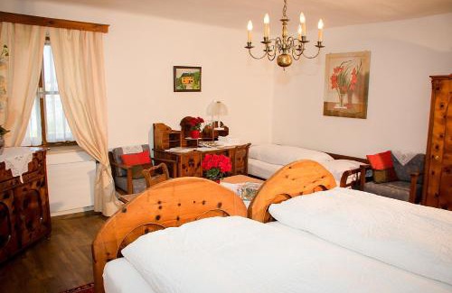 Hallein Hotel | Gasthof Hohlwegwirt