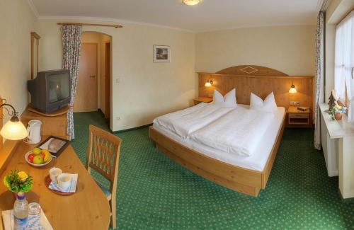 Inzell Hotel | Gasthof-Metzgerei Hirschbichler - Chiemgau Karte