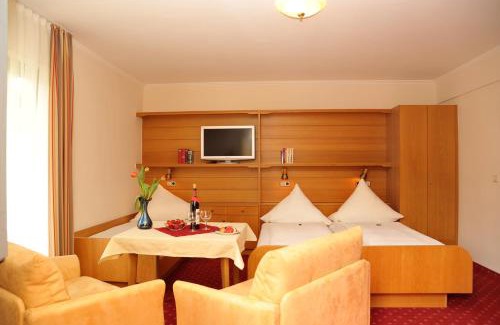 Maibrunn Hotel | Gasthof Reiner