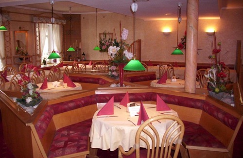 Sora Hotel | Gasthof und Landhotel Zur Ausspanne