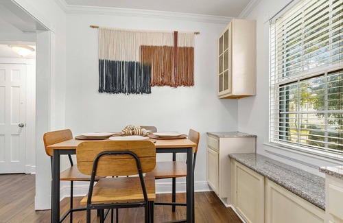 Mobile Condo | Gated Condo w/ Pool & Gym near USA & Downtown