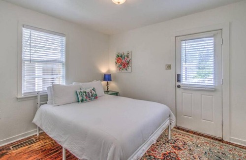 Midtown Apartment | Gated Cottage Community! Ideal Midtown Spot