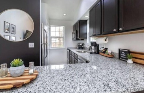 Branson Condo | Gated, Luxe Mid-Century Modern Condo| Walk to golf & pools!