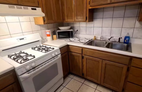 Biggs Field House | GatedHome/2Brm/1bth/CieloVista/Epcc/DelSolHospi/i10/AffordableStays