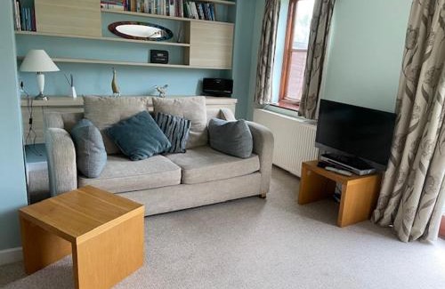 Irstead House | Gatekeeper Cottage