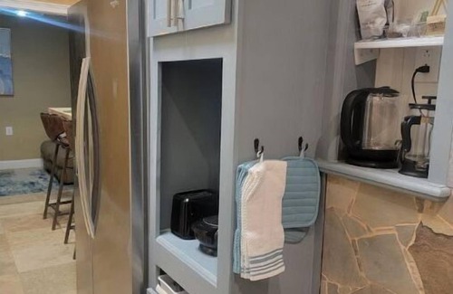 Edgewood Apartment | Gateway in Downtown Orlando with Waterfall/Pool