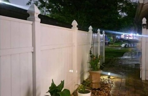 Edgewood Apartment | Gateway in Downtown Orlando with Waterfall/Pool