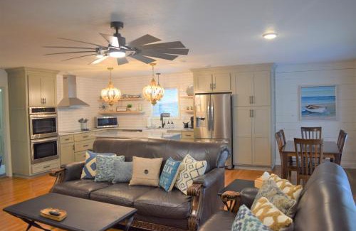 Cullman House | Gathering Place Big, with Dock, Fiber, and Tankless WH