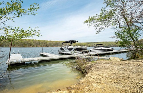 Oakland House | Gathering Place