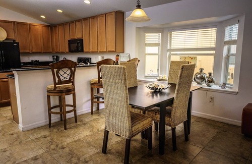 Watersong Villa | Gatted community 4 bed villa with lots of extras. Lots of room for the family