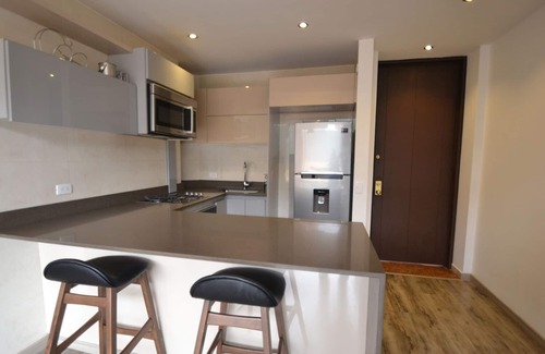 Engativa Apartment | GAVIOTA - 1 Br Executive Duplex with Private Terrace